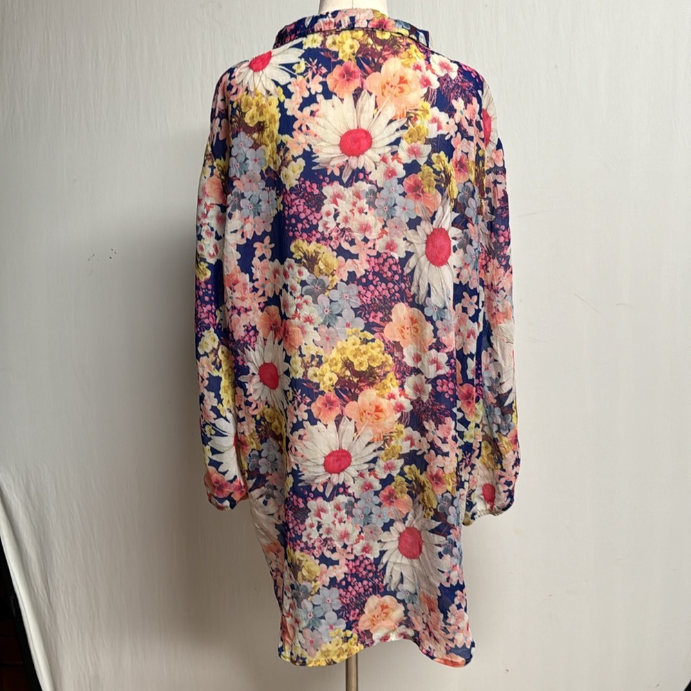 Simply Couture  Floral Tunic‎ - Picture 5 of 11